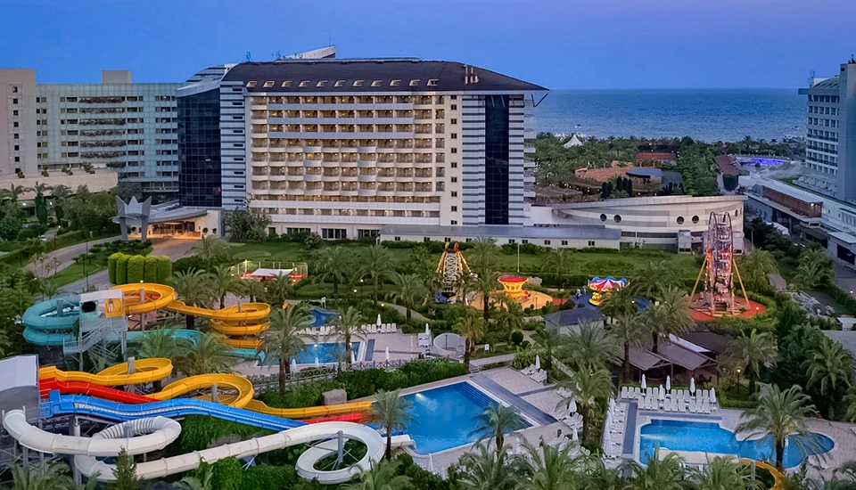 هتل رویال وینگز لارا آنتالیا